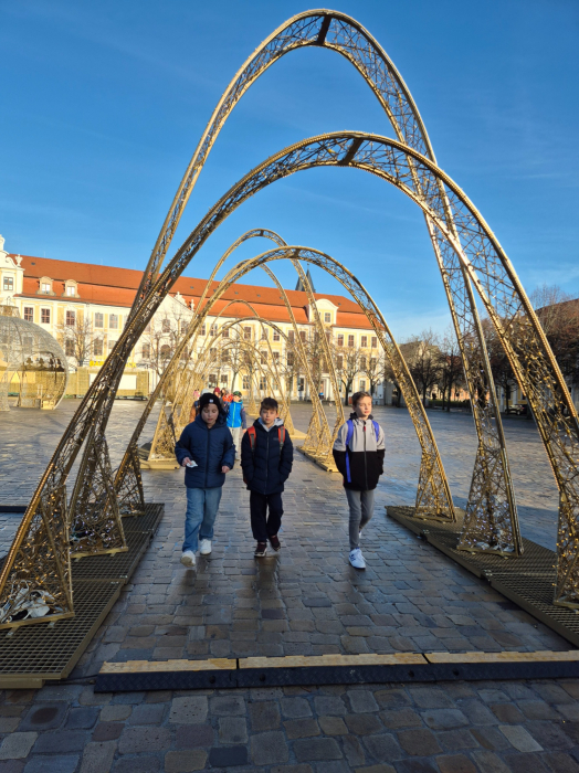 <p>&nbsp;</p><p>&nbsp;</p>